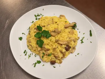 Risotto giallo ai funghi